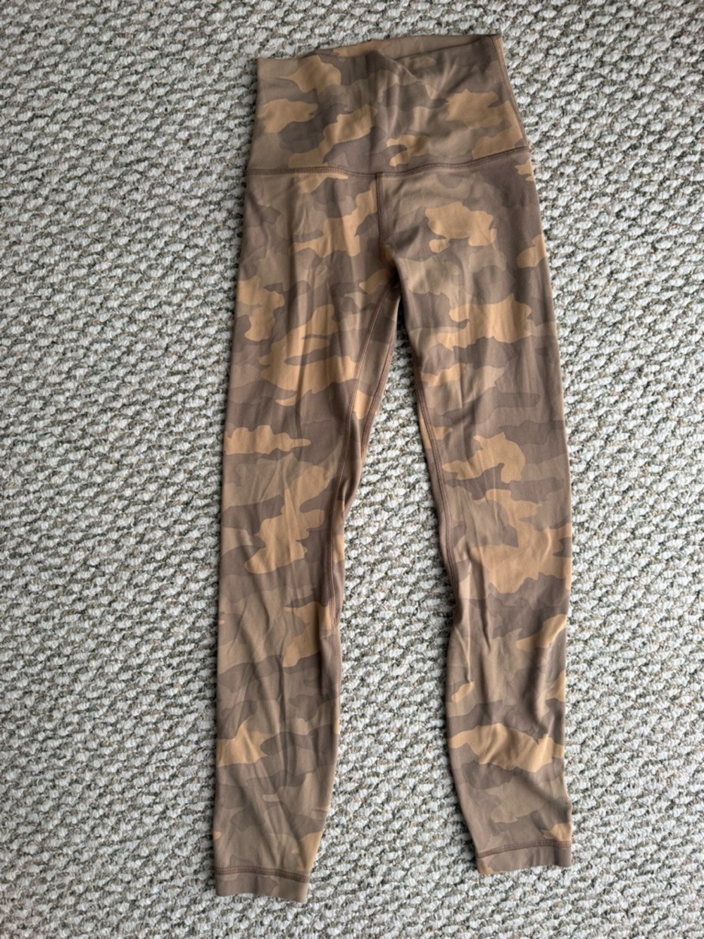 Lululemon align camo leggings 25” size 2